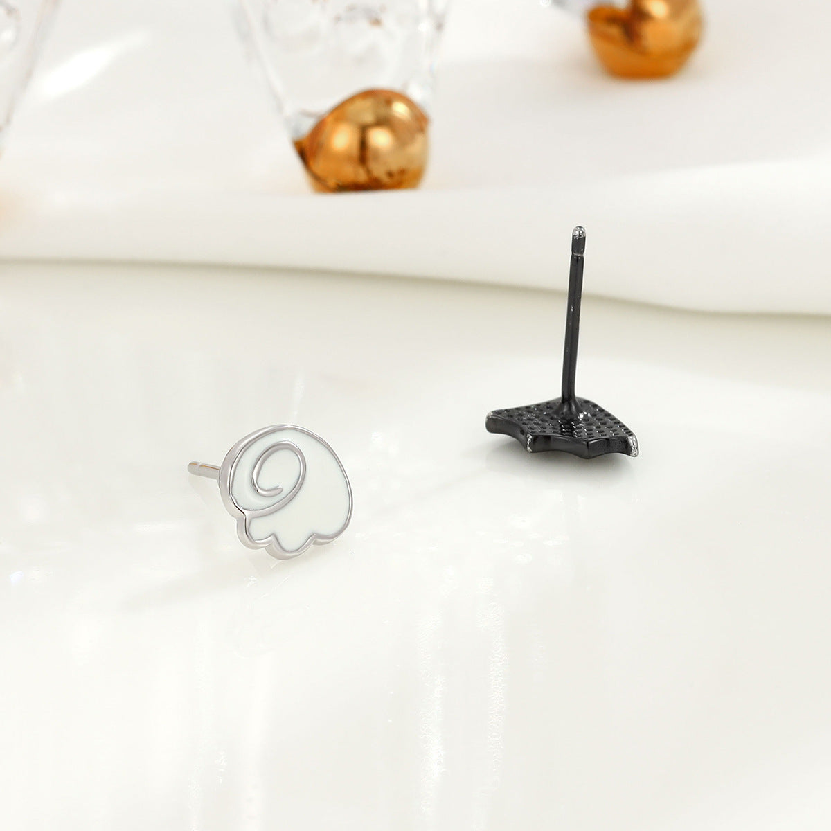 Women's Wings Niche Personality Ornament Fashionable Asymmetric Earrings