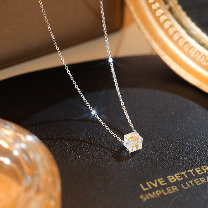 Pendentif petit cube de sucre colliers géométriques féminins