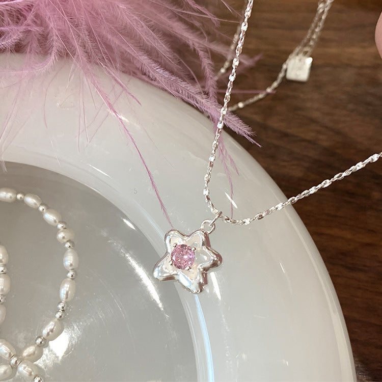 Colliers féminins avec pendentif étoile à cinq branches en métal irrégulier