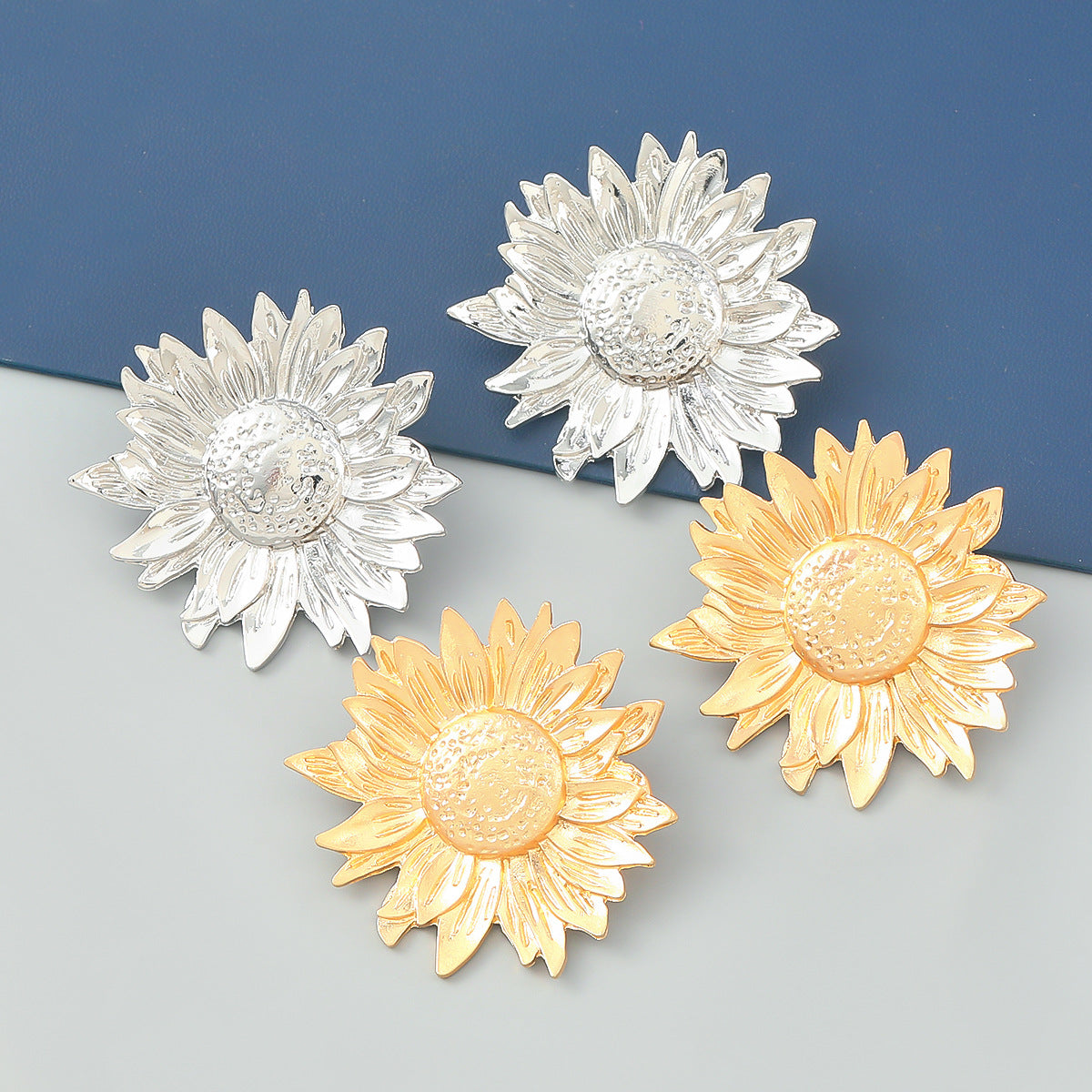 Women's Alloy Sunflower Flower Retro Metal Cold Earrings