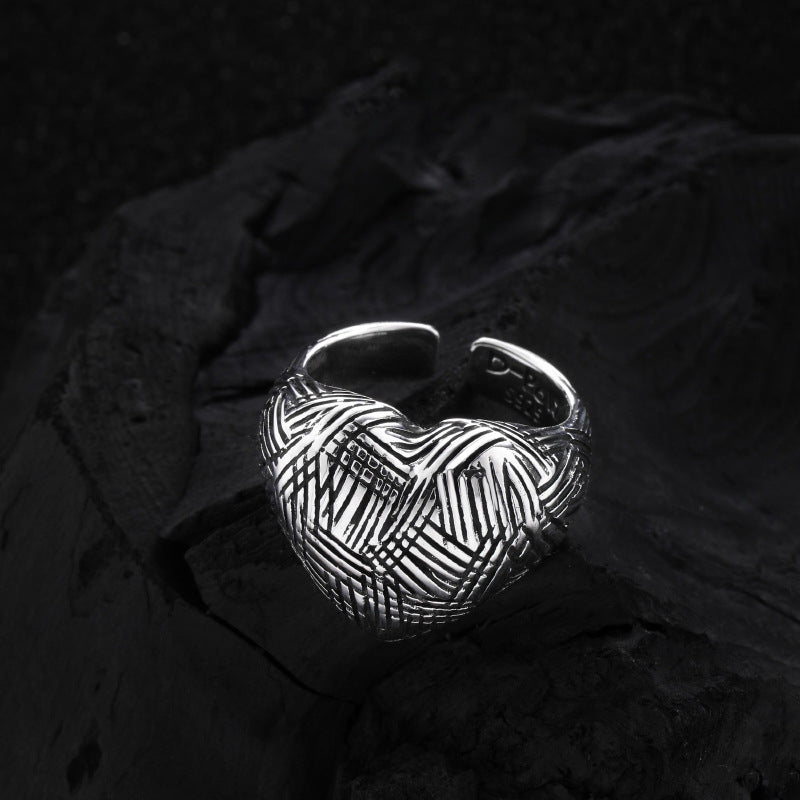 Women's Love Heart-shaped Affordable Luxury Style Fashion Rings