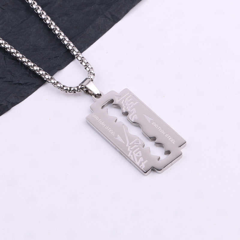 Femmes et hommes Hop Titanium Steel Blade Simple Fashion et longs colliers de pull