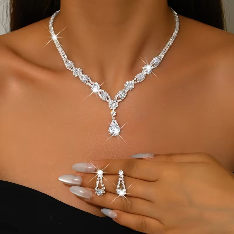 Women's Fashion Suit Flash Advanced Elegant Clavicle Chain Jewelry Set