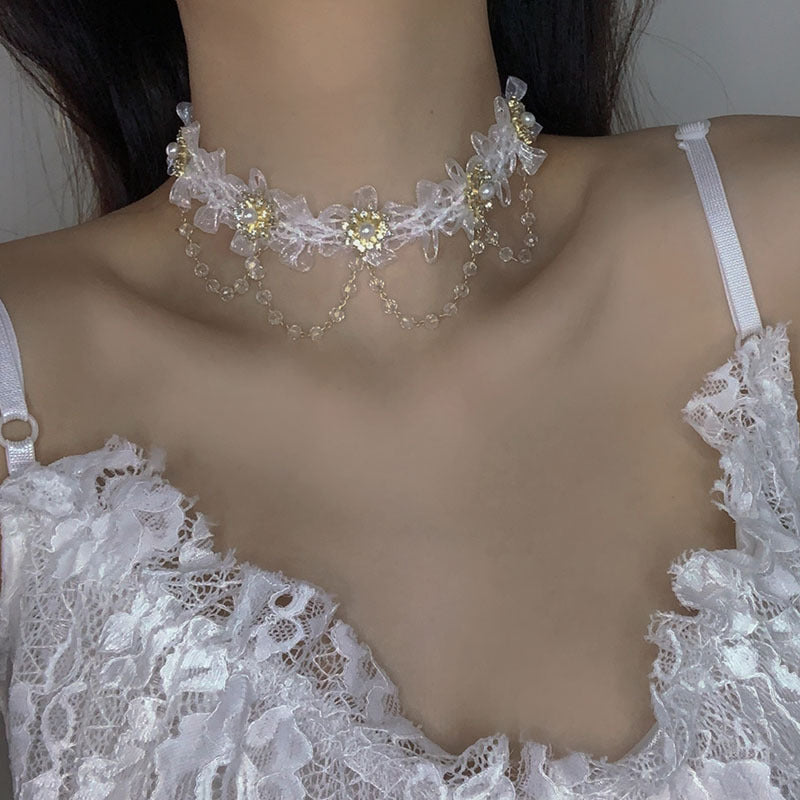 Super fée beaux colliers de cou en dentelle blanche