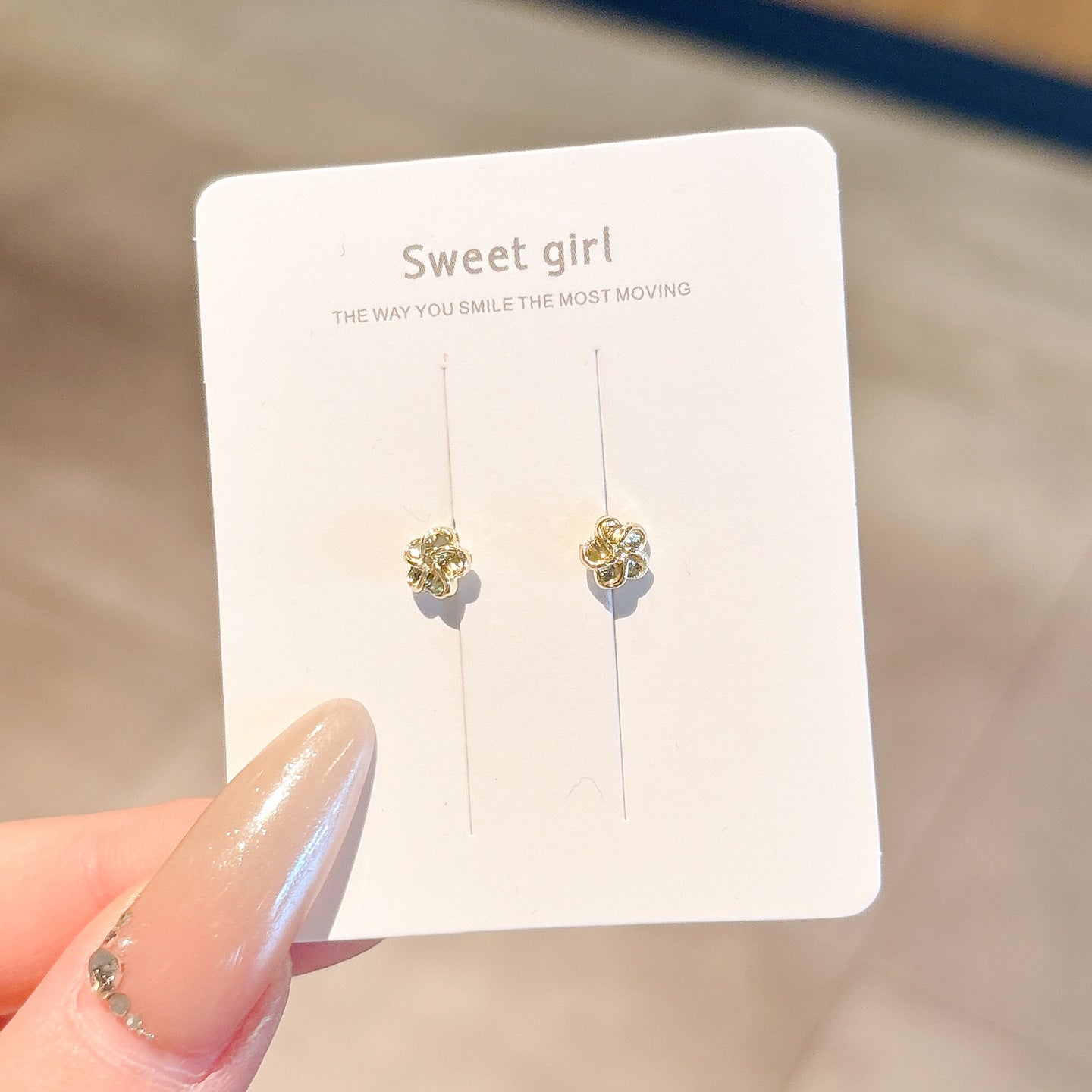 Women's Alloy Pearl Light Luxury High-grade Sense Niche Earrings