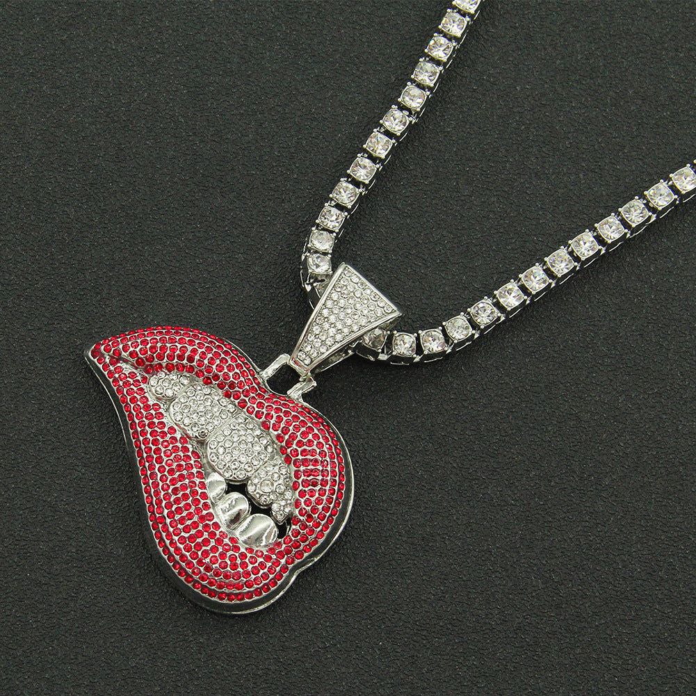 Colliers Cool dominateurs avec pendentif de dent de diamant à lèvres roses pour hommes