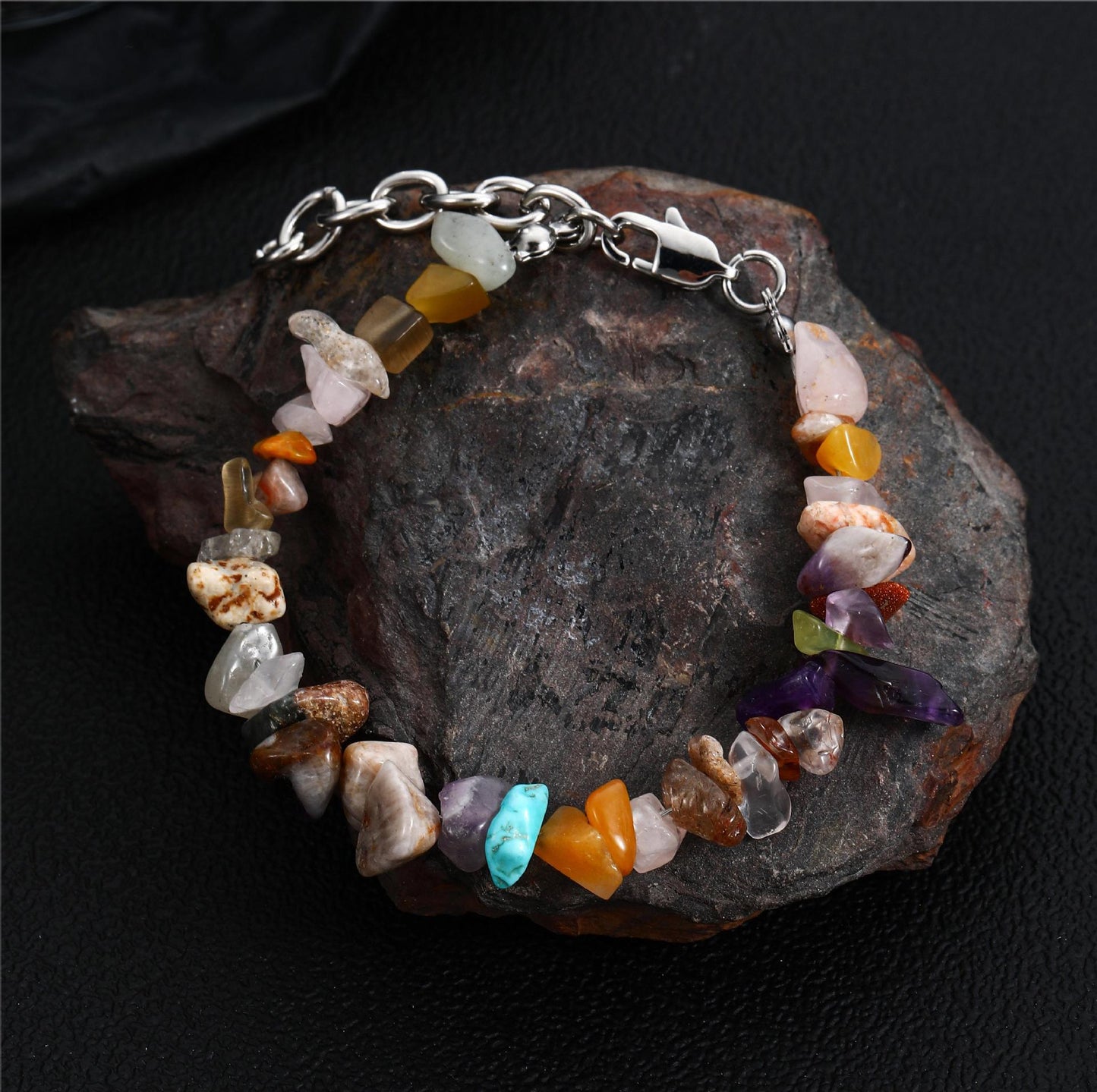Accessoires tendance en pierre naturelle, colliers rétro en pierre de lune noire