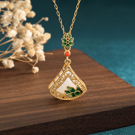 Small Skirt Fan-shaped Vintage Court Style Necklaces