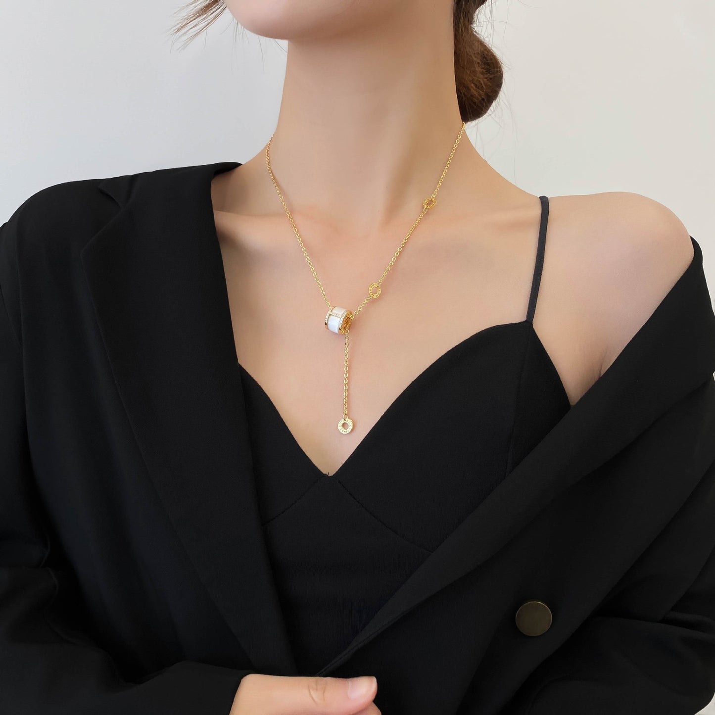 Women's Luxury Opal Small Waist High-grade Sweater Long Necklaces