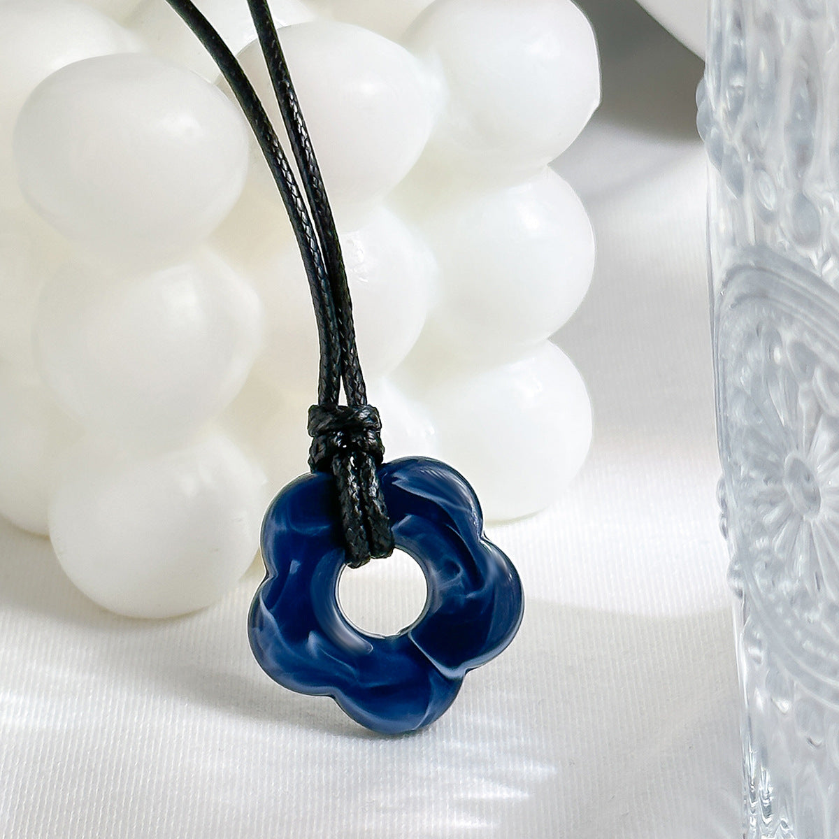 Colliers de ligne de cire de fleur de conception de niche de style