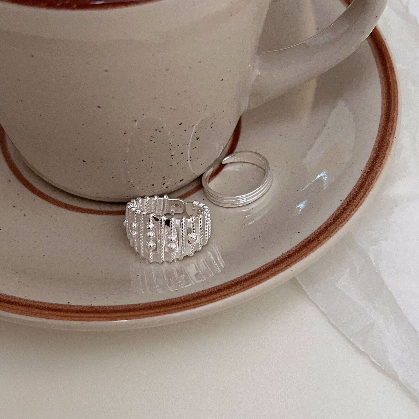 Constant Sterling Sier Winding Open Female Rings
