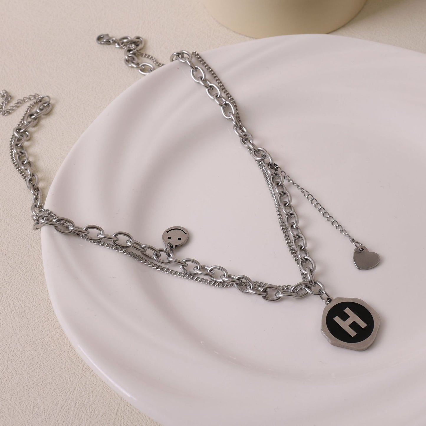 Women's & Men's Niche Design Sweater Chain Trendy And Necklaces