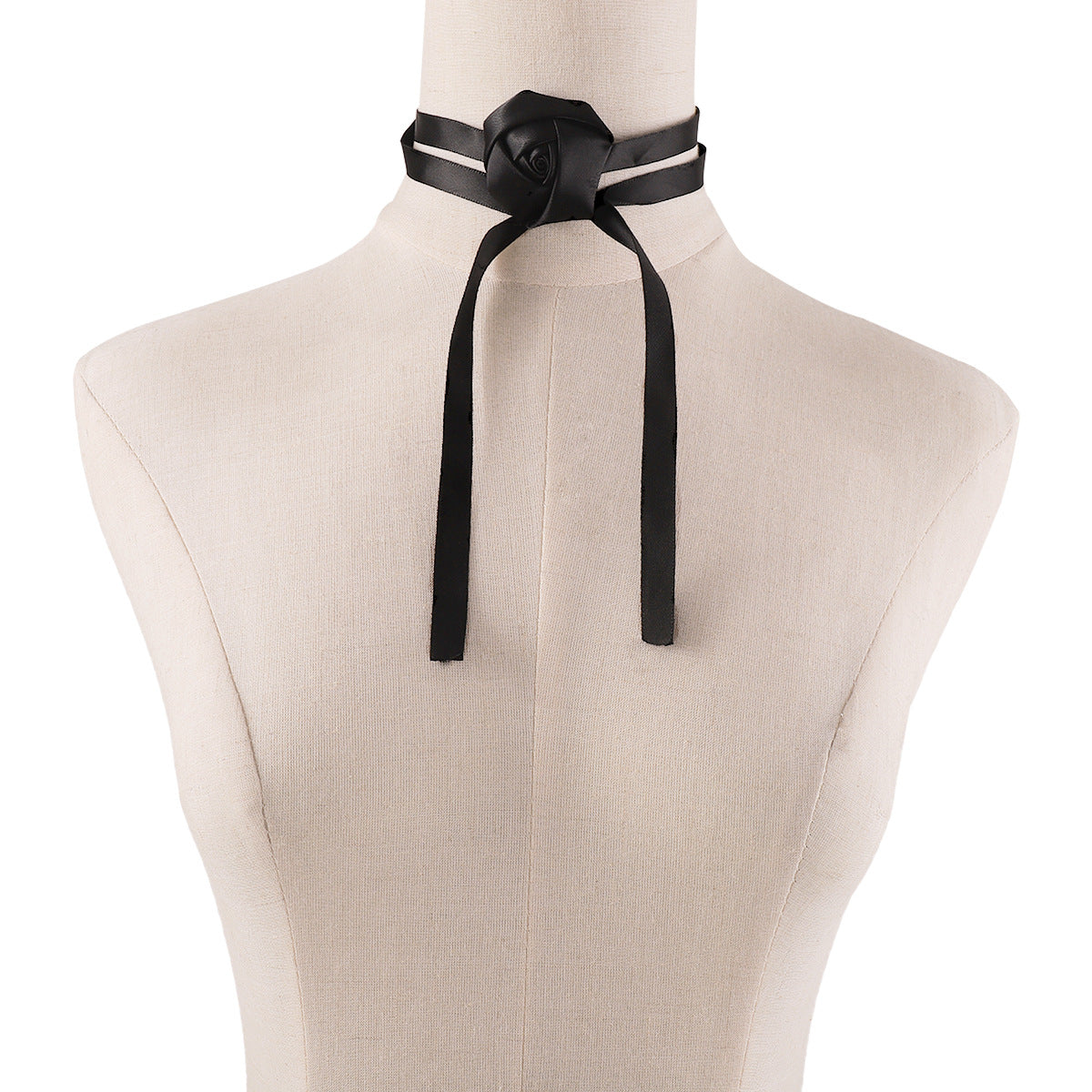 Retro Three-dimensional Flower Strap Fashion Fabric Necklaces