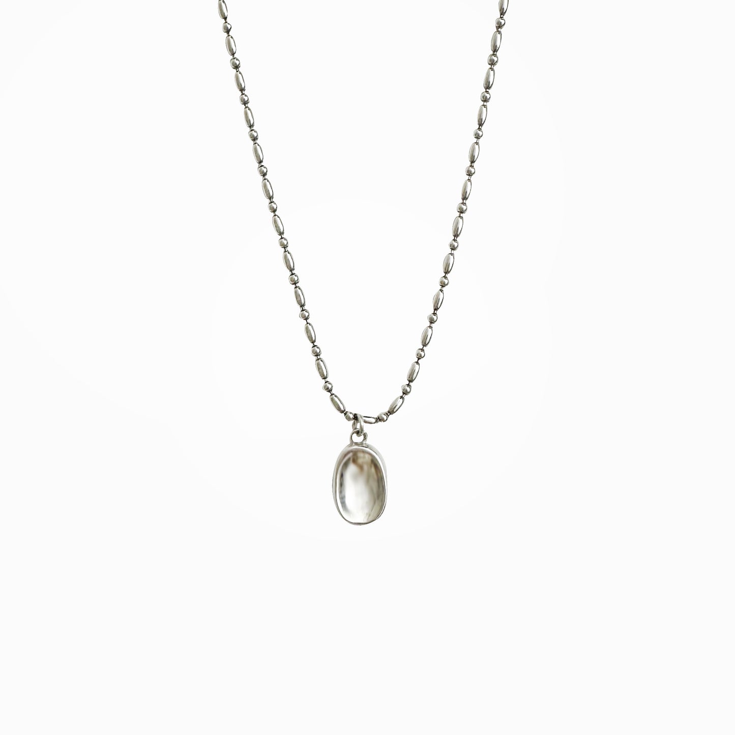 Colliers de haute qualité en grains de riz ovales sterling