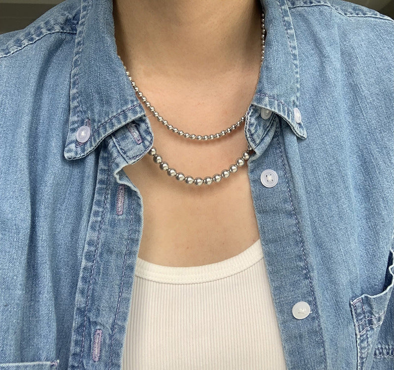 Colliers capricieux simples à boucle magnétique pour femmes, hommes et perles grises