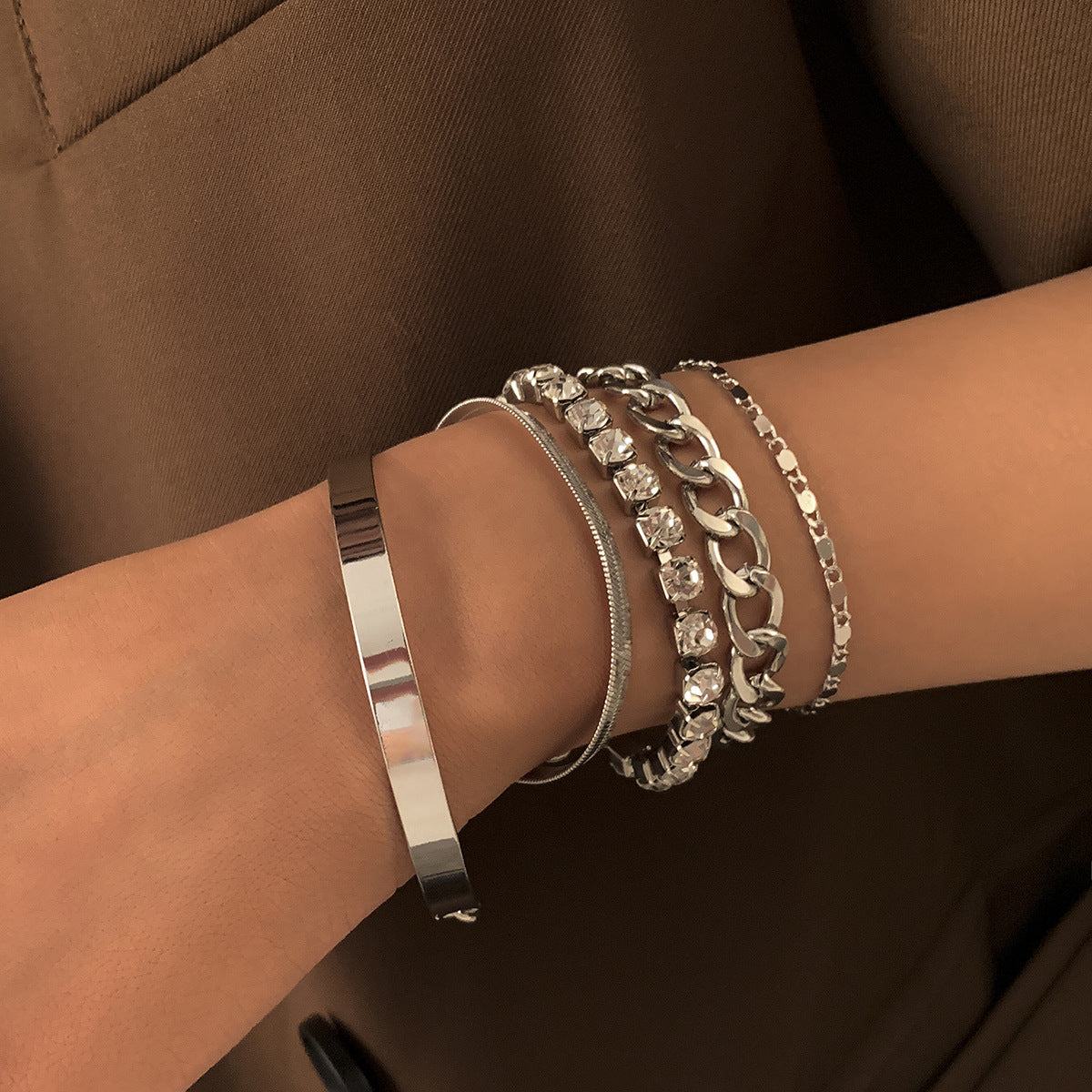 Personality Geometry Rhinestone Suit Retro Simple Bracelets