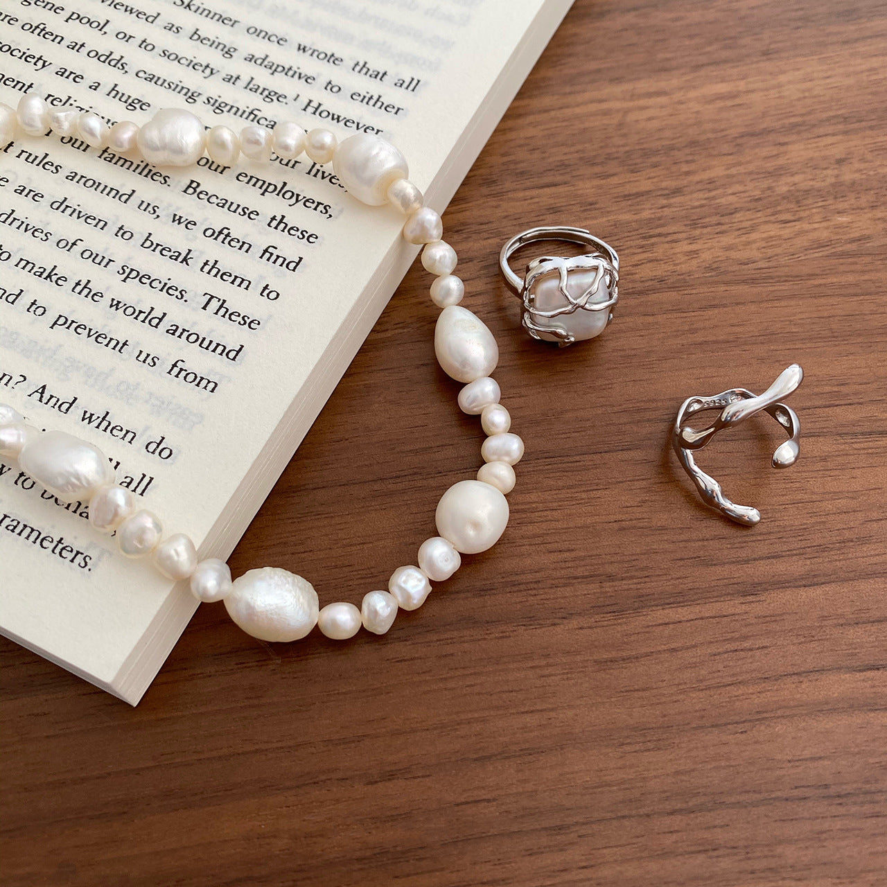 Women's Sier Pearl Retro Fashion Texture Water Drop Open Rings