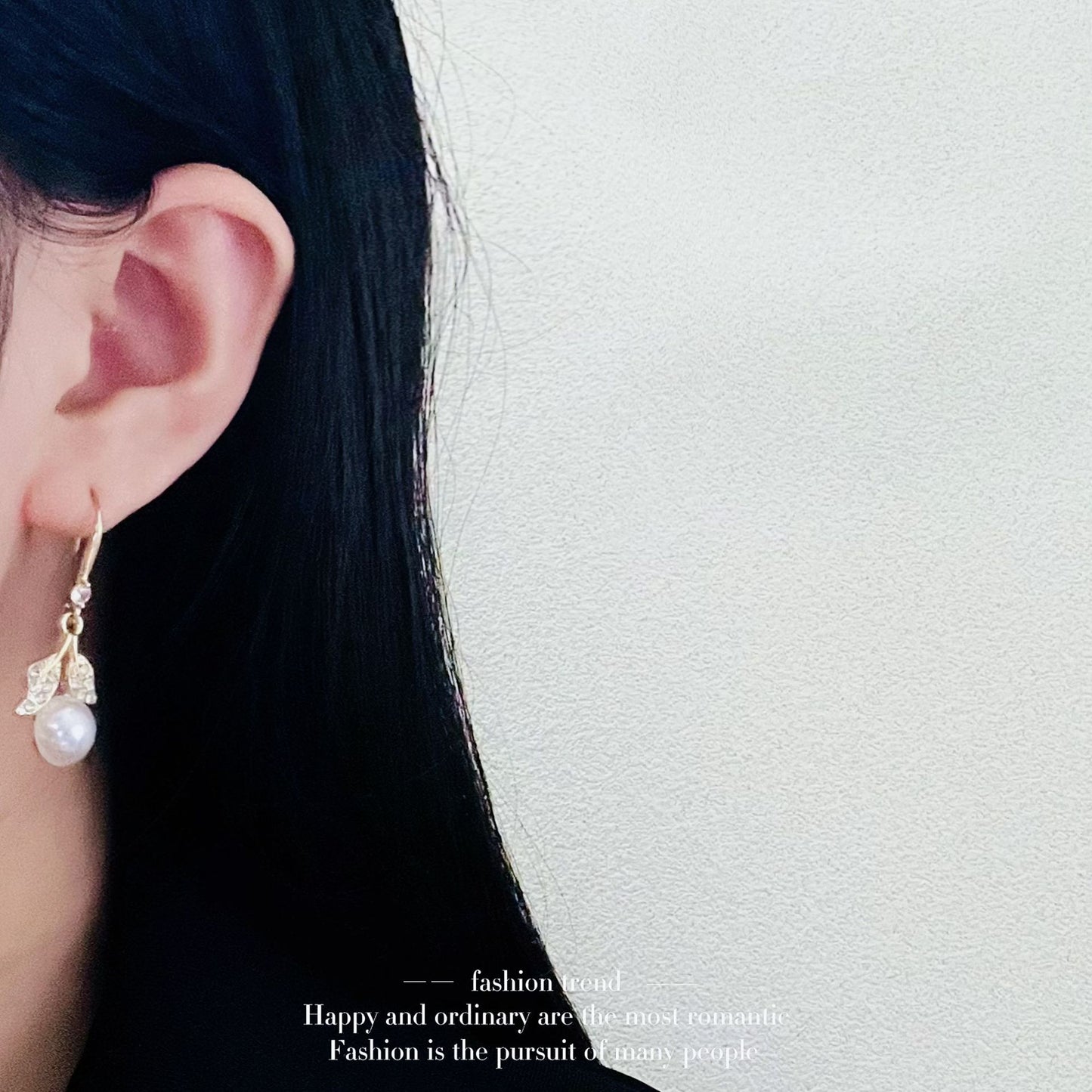 Luxury Full Diamond Leaf Pearl Ear Hook Fashion Dignified Earrings