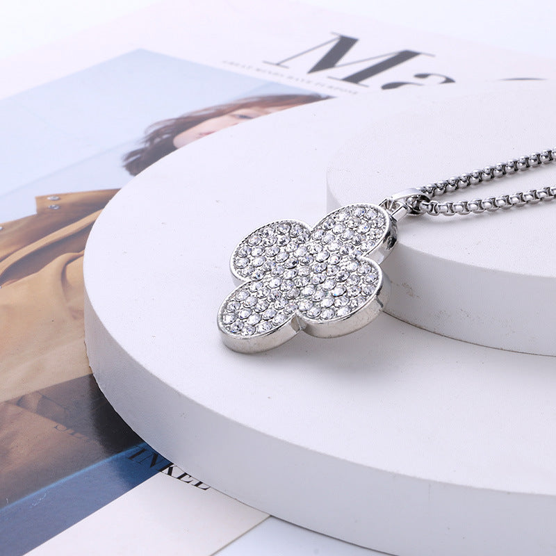 Four-leaf Clover Pendant Light Luxury Personalized Long Necklaces