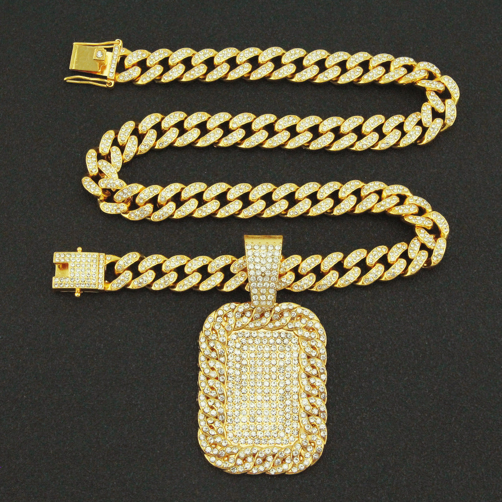 Hop Splendid Colliers à pendentif en forme d'étiquette de chien en diamant