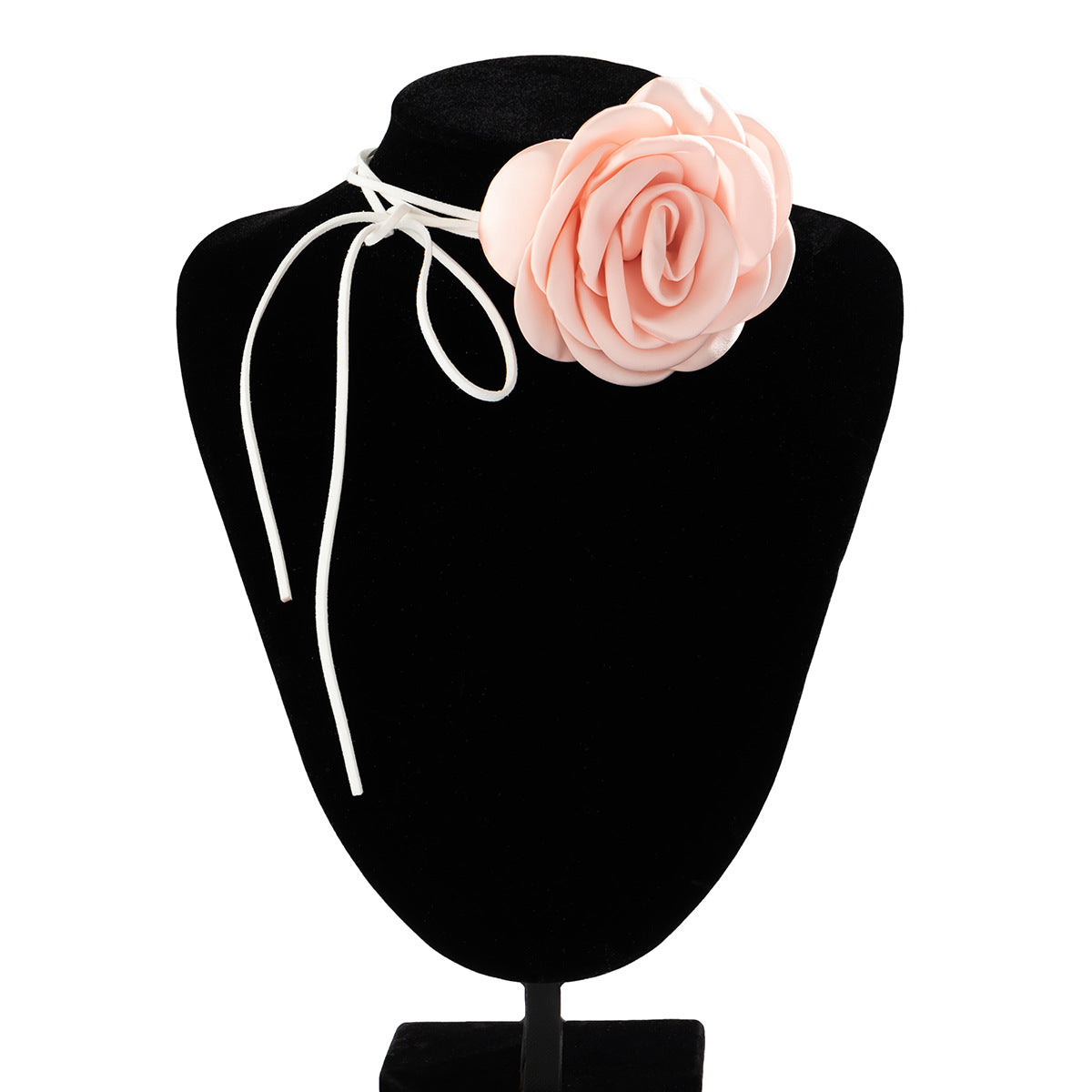 Ornament Handgefertigte Halsketten mit Rosenkragen aus Stoff und Blumen
