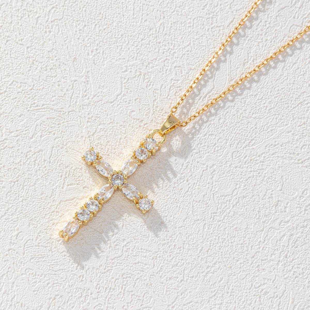 Female European Light Luxury And Simplicity Niche Necklaces