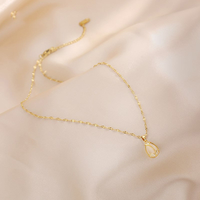 Colliers Mori avec pendentif léger et Design de luxe, intérêt spécial