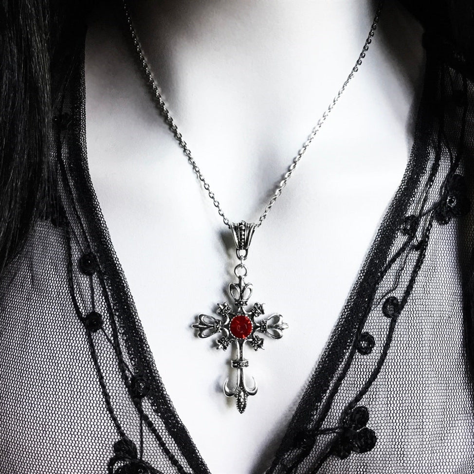 Colliers Vintage Ruby Cross gothique foncé élégant