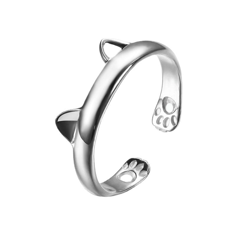 Ohren, kleine Finger, Arme, Ringe im koreanischen Stil