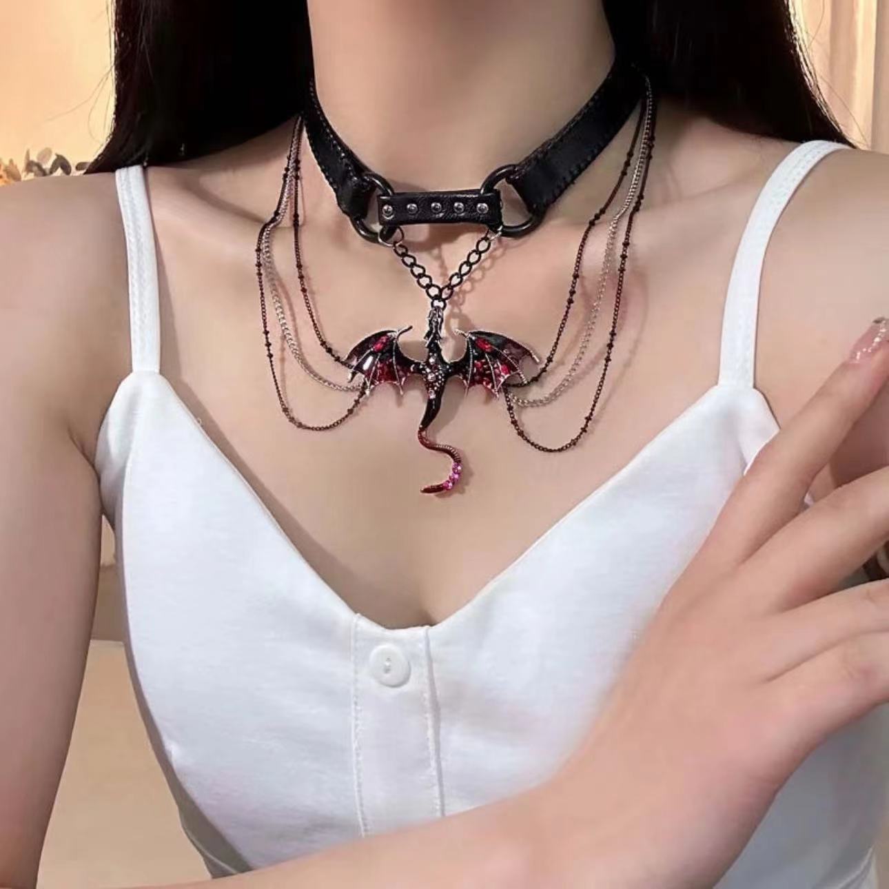 Fashion Flying Dragon Tassel Niche Design Dark Sweet Necklaces