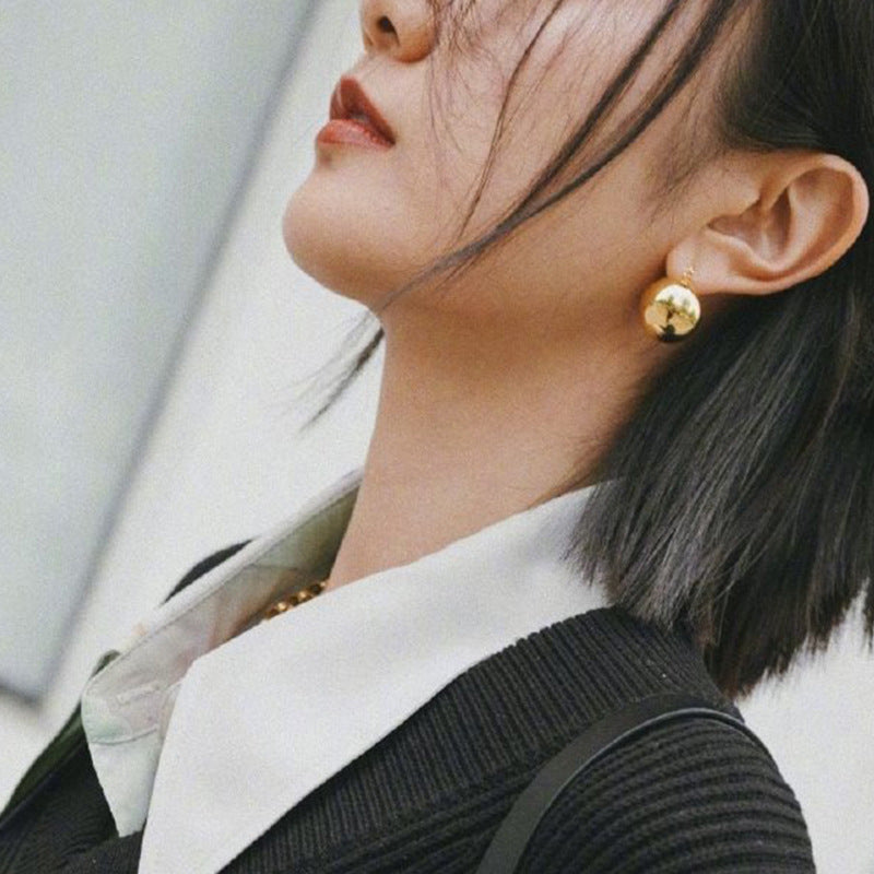 Women's Song Retro Matte High-grade Small Balls Earrings