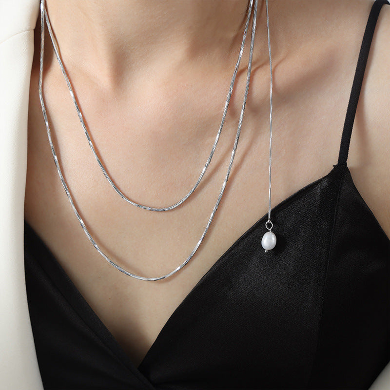 High Sense Niche Design Titanium Steel Pearl Pendant Sweater Necklaces