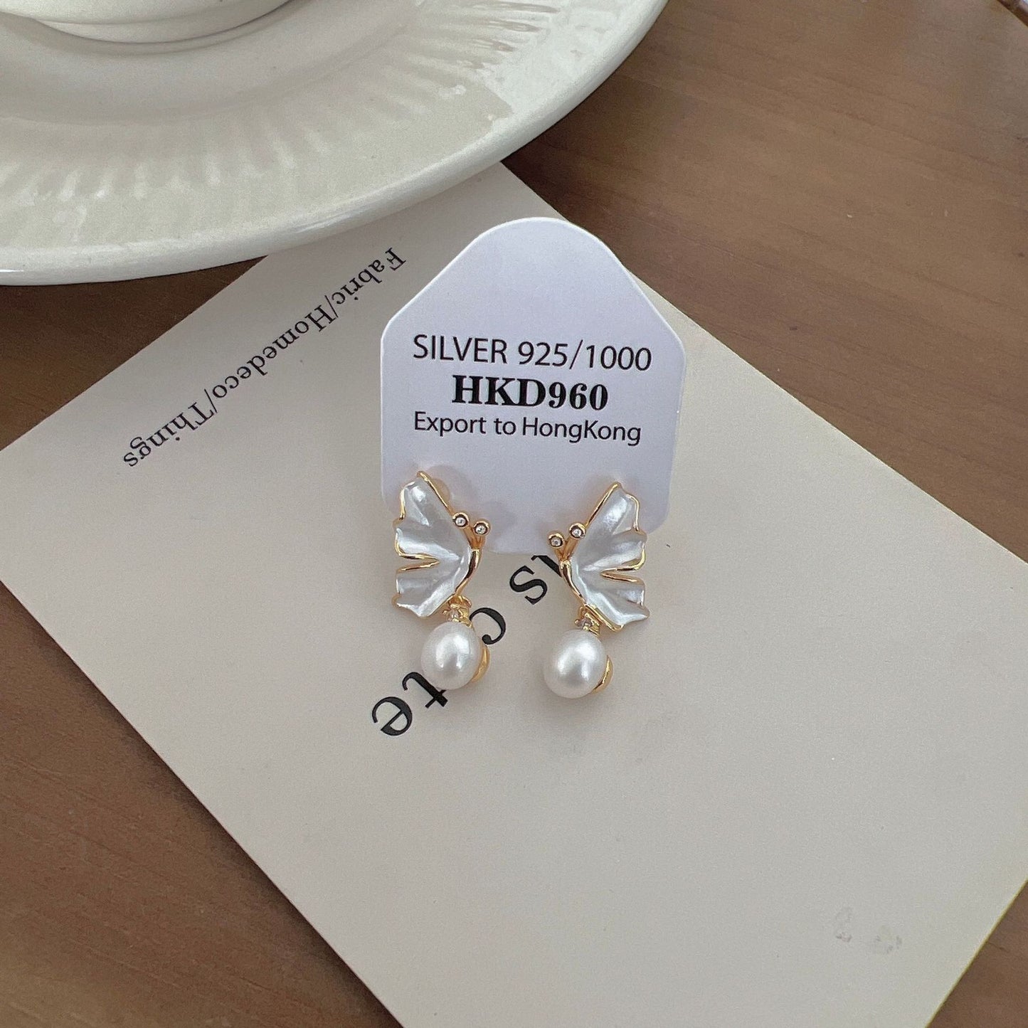 High-grade Freshwater Pearl Butterfly Female Niche Design Earrings