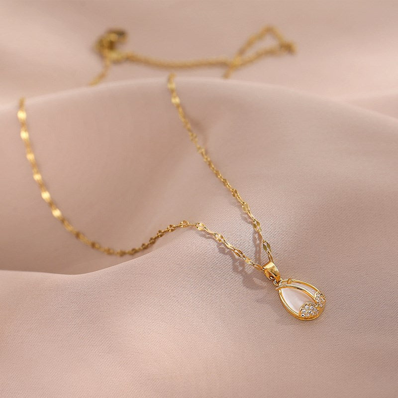 Colliers Mori avec pendentif léger et Design de luxe, intérêt spécial