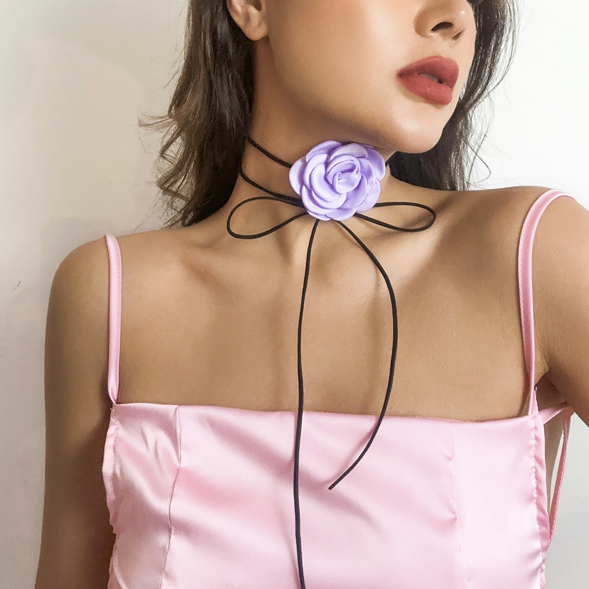 Ornement pour femmes Veet collier de fleurs plante grands colliers