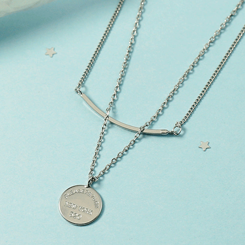 Colliers avec lettres rondes et froides pour femmes, Design double