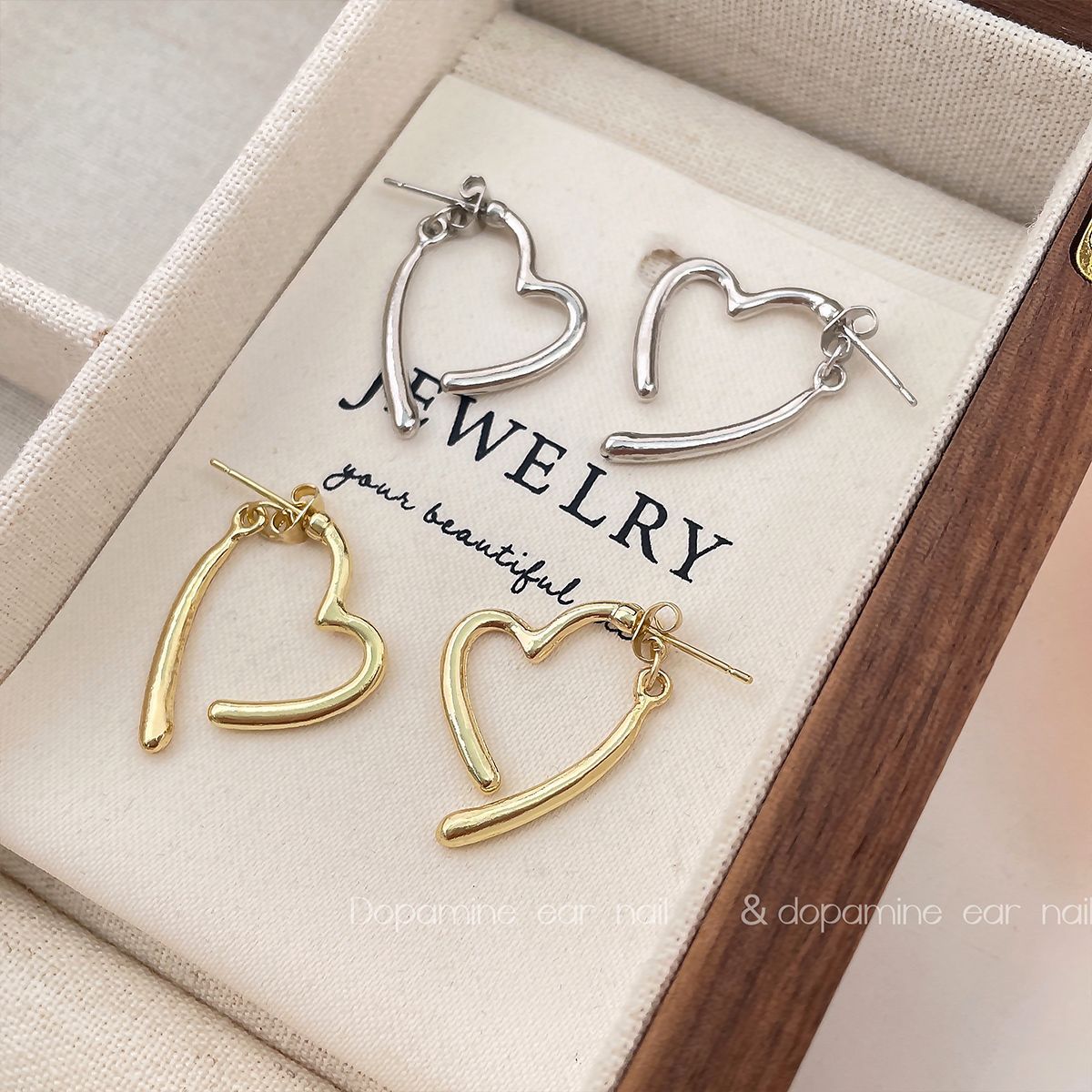 Women's Simple Heart Temperamental Design High-grade Creative One Pair Rings