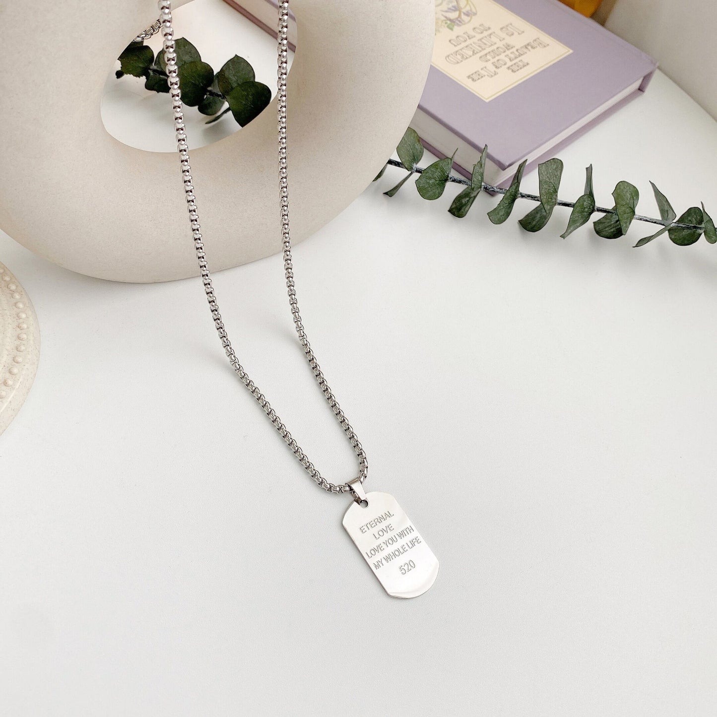 Decorative Titanium Steel Light Luxury Minority Necklaces