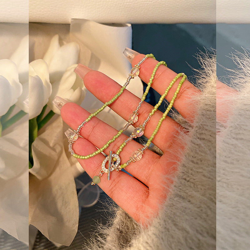 Colliers de clavicule frais simples et gracieux avec boucle douce perlée personnalisée verte