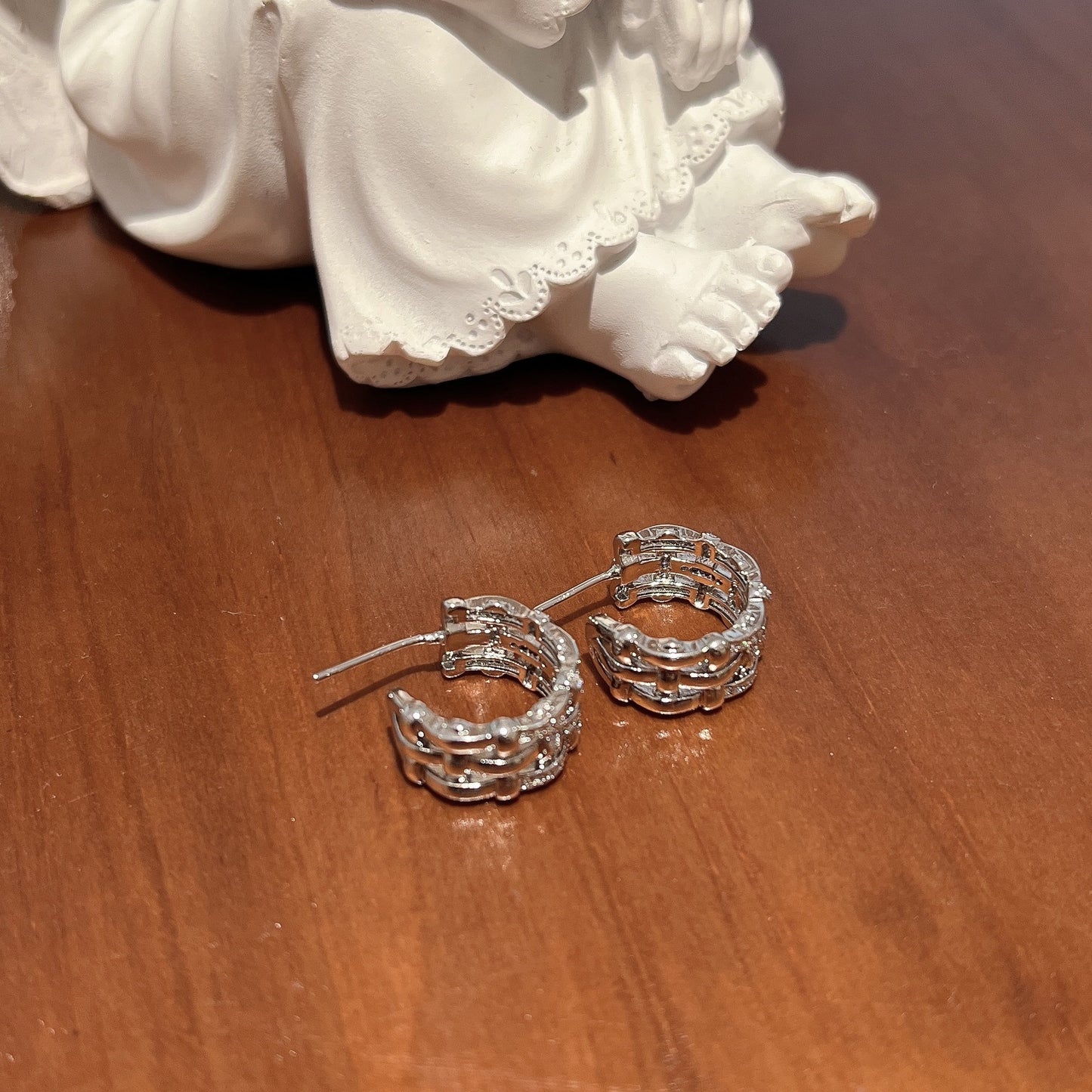 Women's Inlaid Zircon Mesh For Trendy Cold Earrings