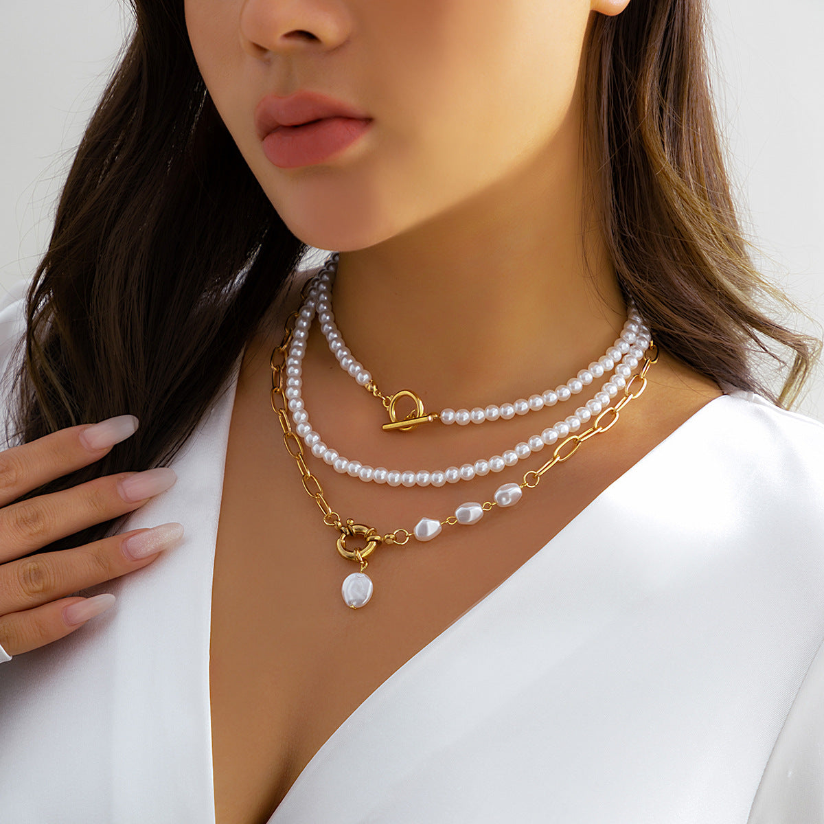Imitation de perles, coutures simples, créatives et colliers féminins