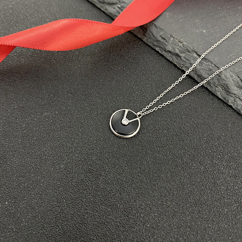 Rose Gold Plated White Shell Carnelian Clavicle Necklaces