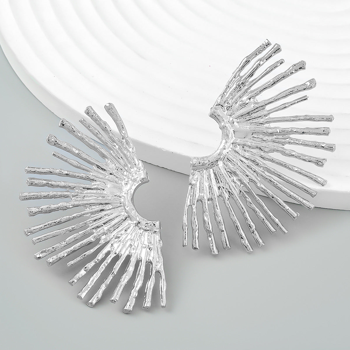 Alloy Half Sunflower Female Trend Party Earrings