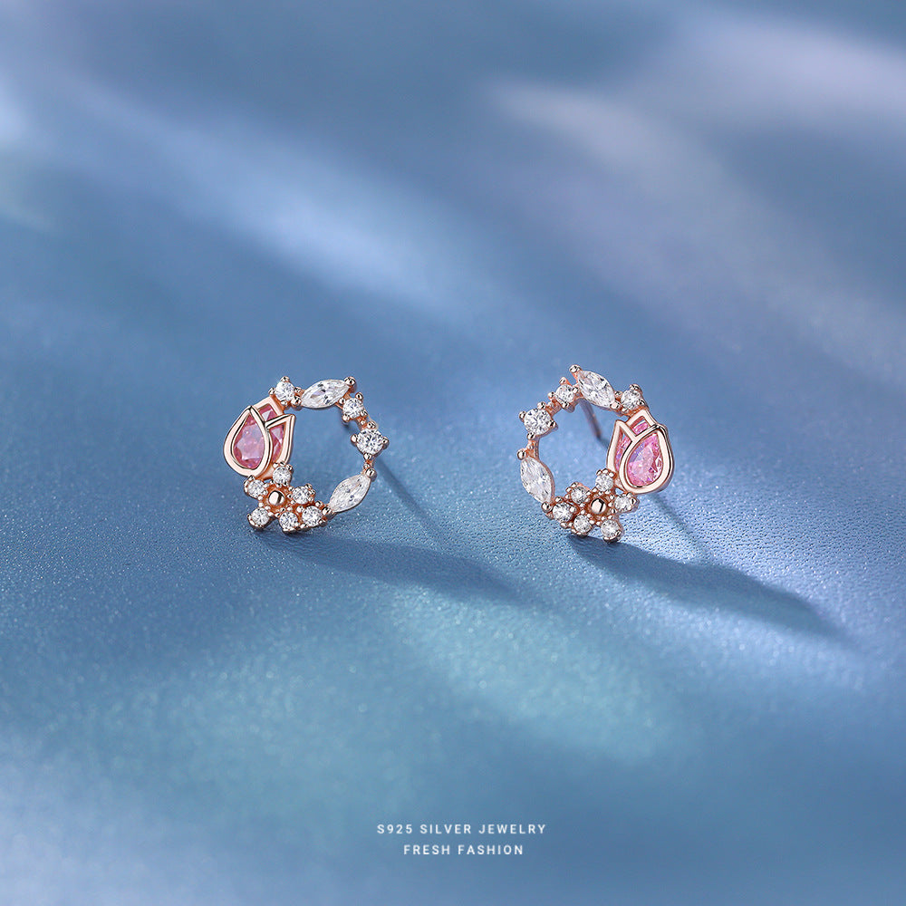 Women's Style Temperament Entry Lux Small Super Earrings