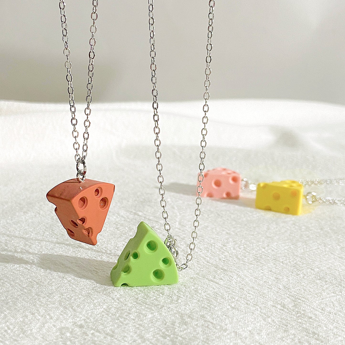 Sweet Cheese Female Creative Design Trap Necklaces