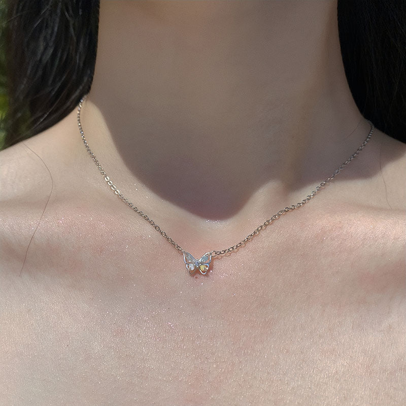 Colliers à pendentif de luxe simples et légers