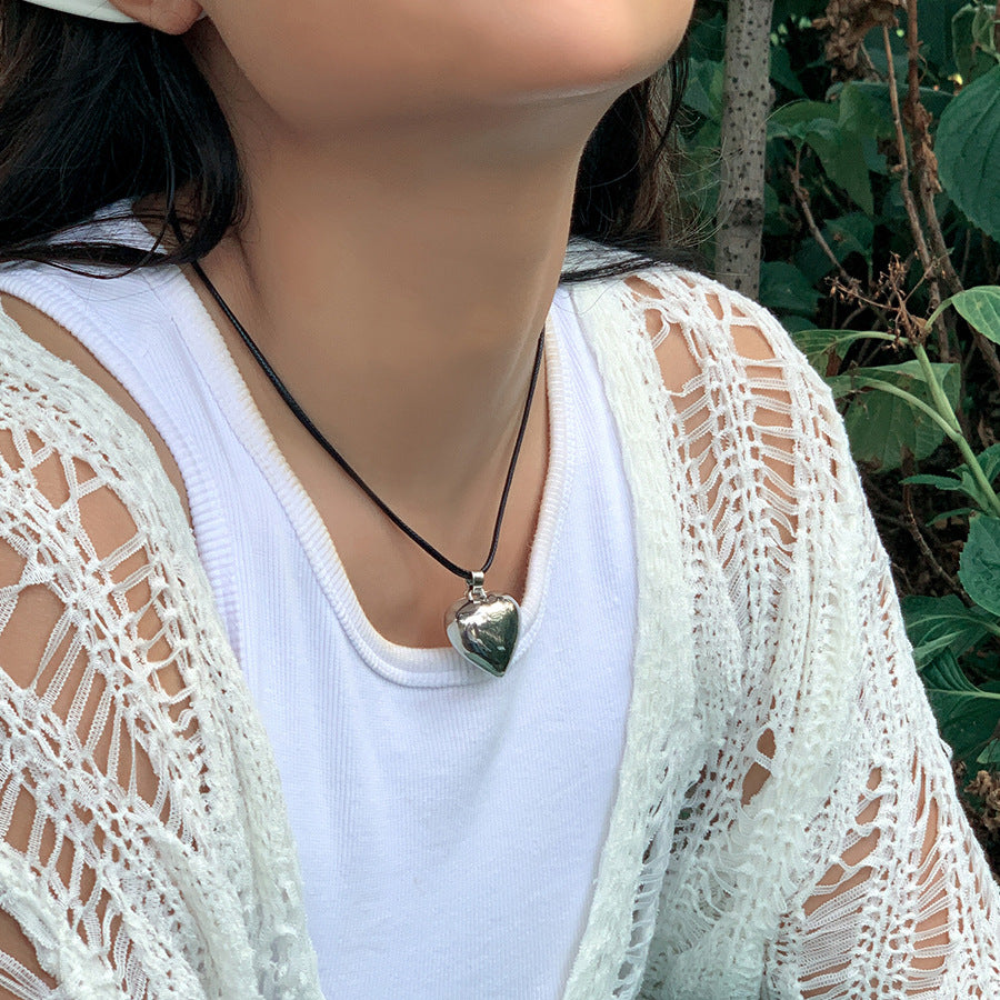 Women's Ornament Fashion Peach Heart Geometric Simple Necklaces
