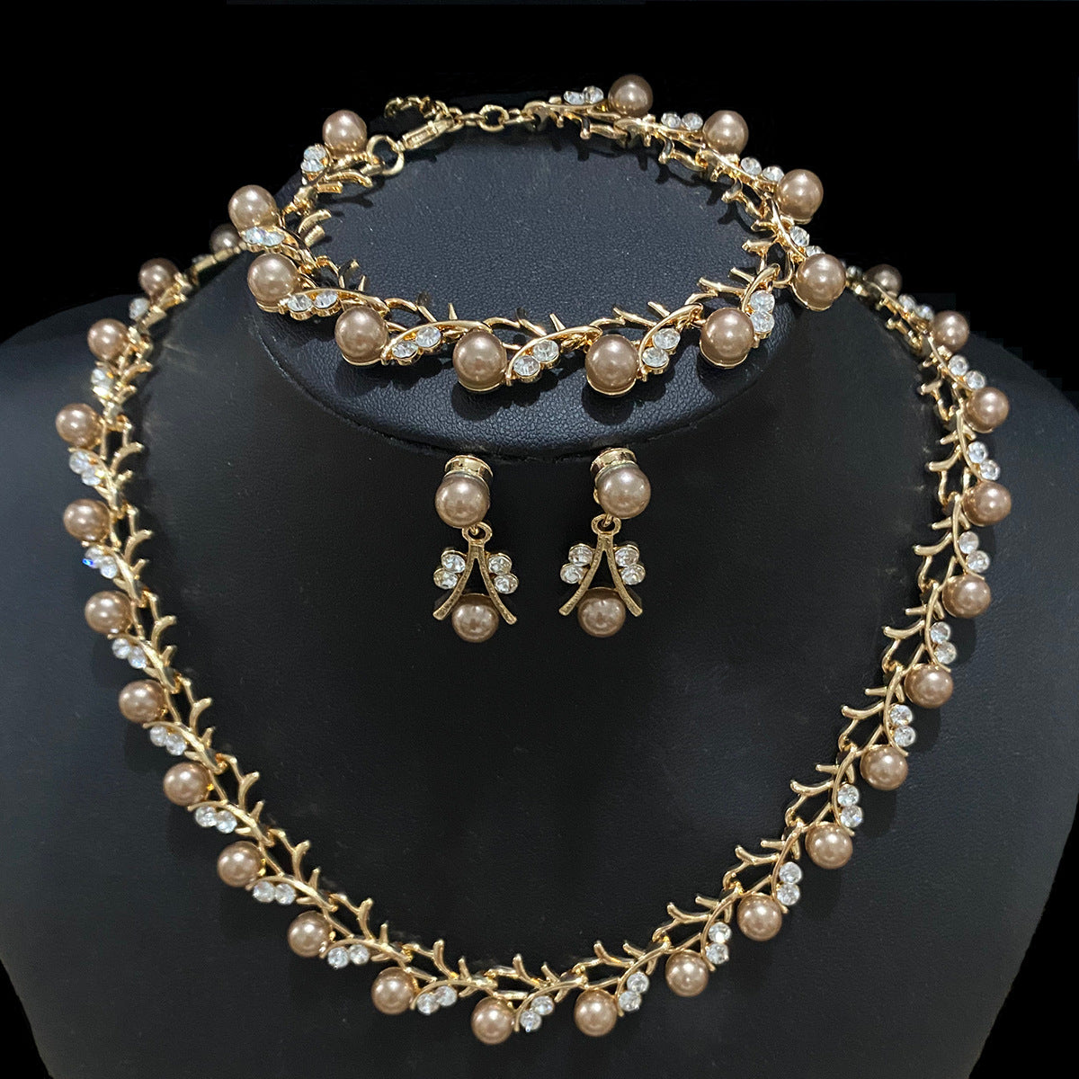 Versatile Fashion Alloy Flower Pearl Three-piece Jewelry Set