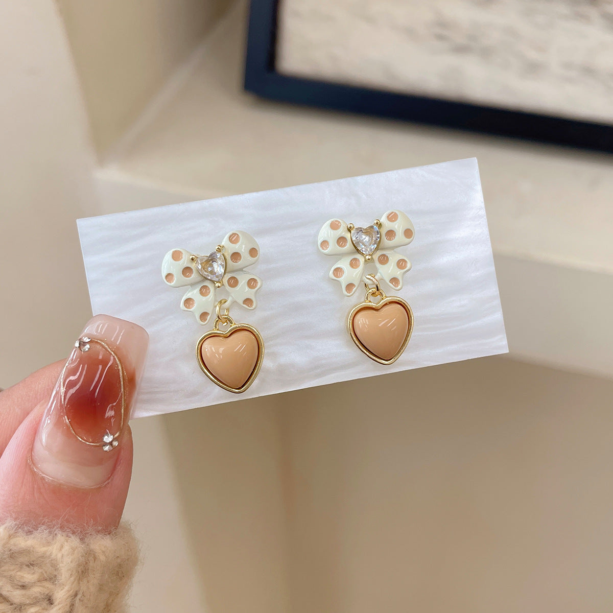 Women's Dot Bow Sier Needle Graceful Design Earrings