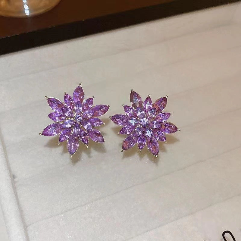 Women's Flower Temperament Western Style Personalized Niche Design Premium Earrings